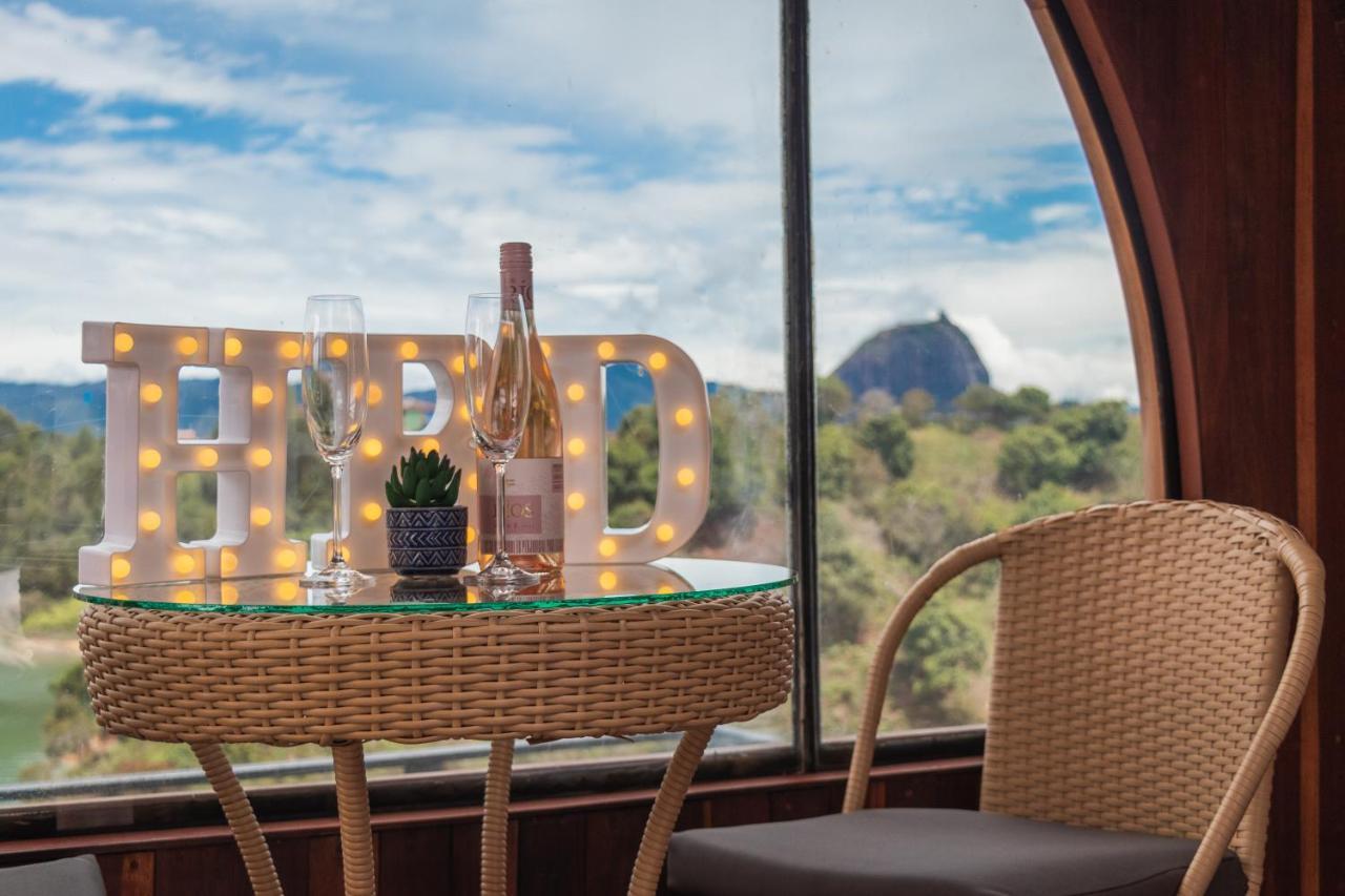 Hotel Glamping The Mountain Guatapé Exteriér fotografie