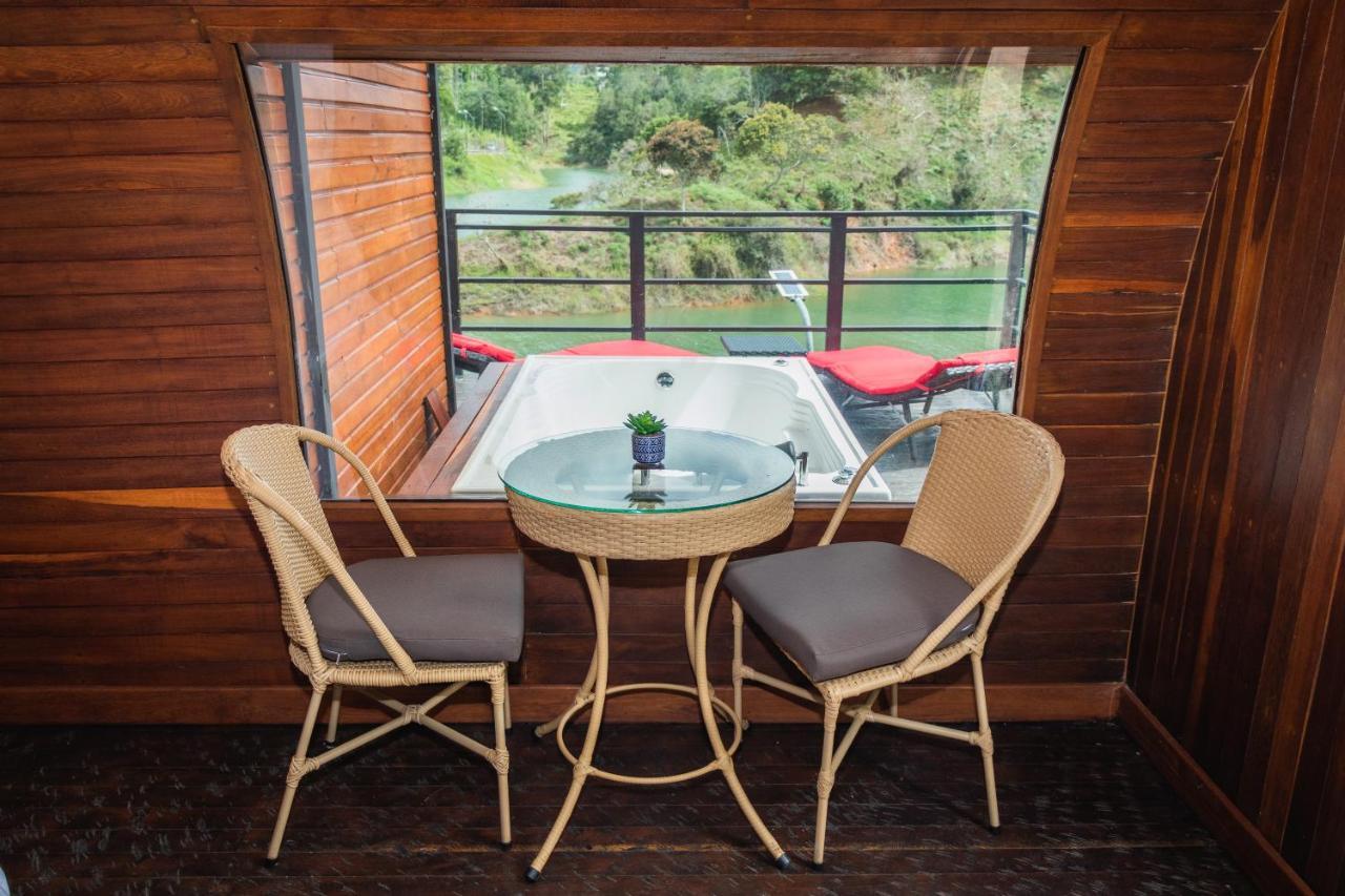 Hotel Glamping The Mountain Guatapé Exteriér fotografie