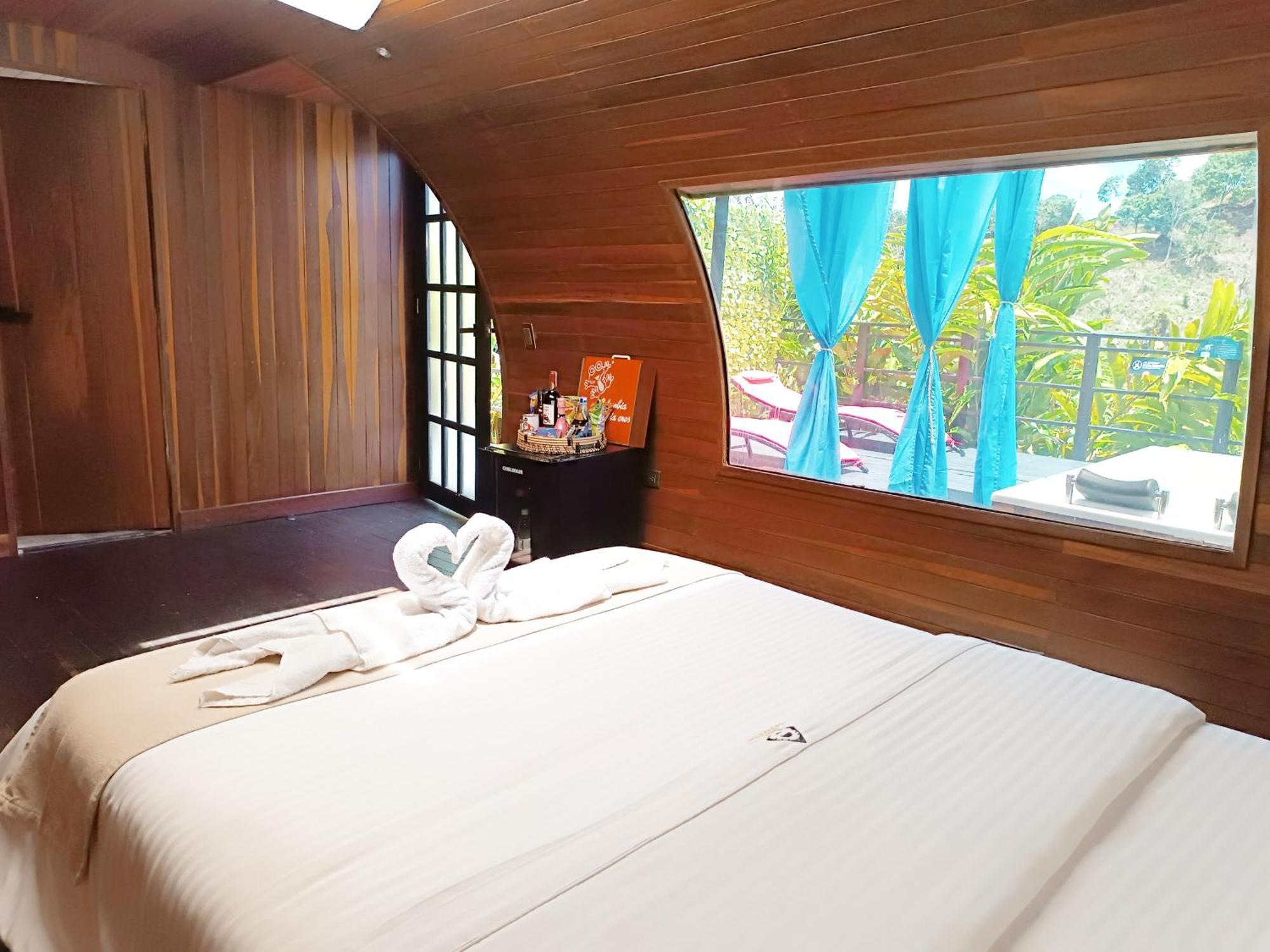 Hotel Glamping The Mountain Guatapé Exteriér fotografie