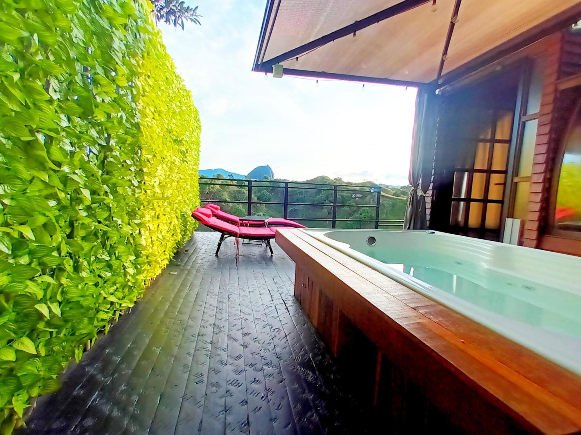 Hotel Glamping The Mountain Guatapé Exteriér fotografie