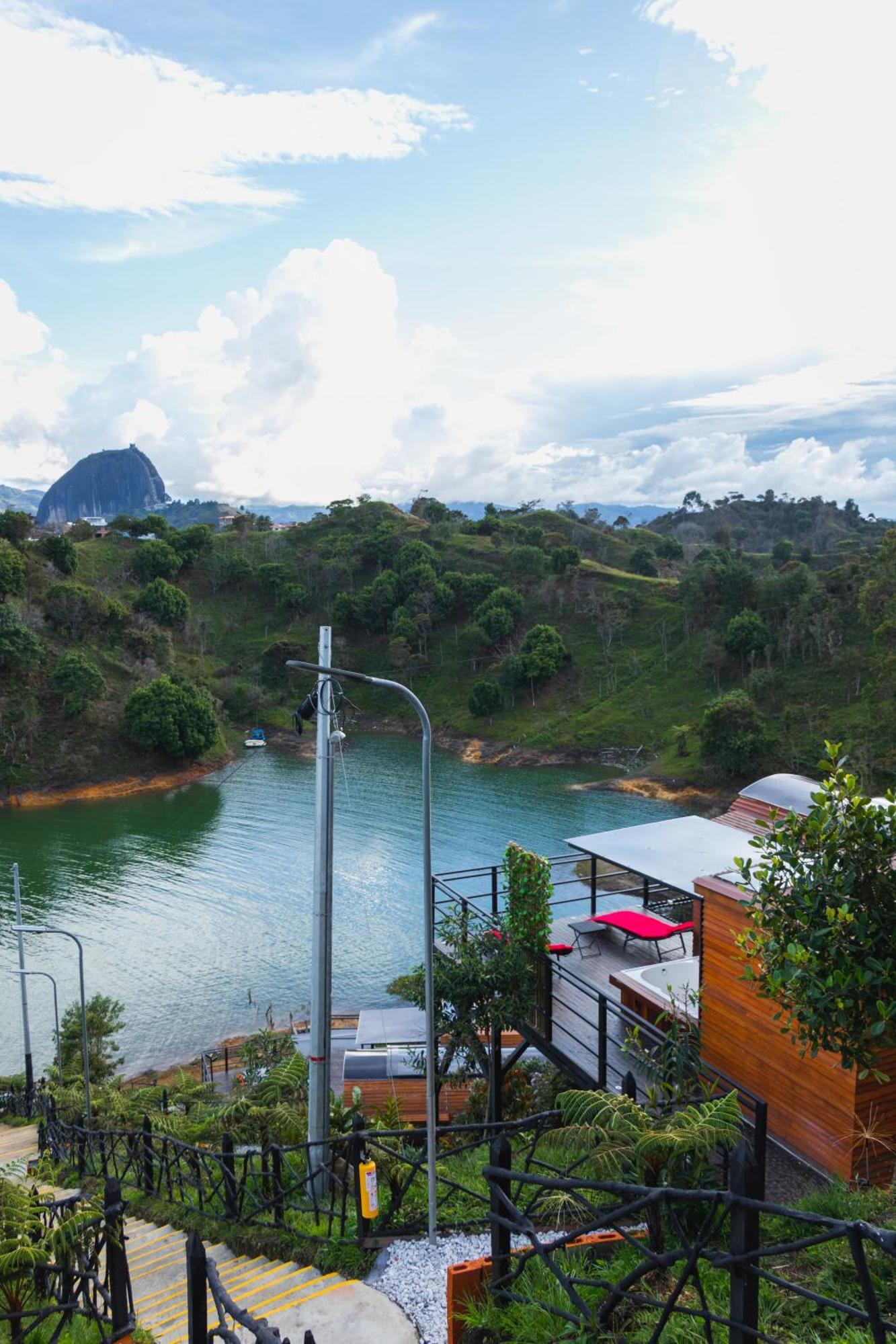 Hotel Glamping The Mountain Guatapé Exteriér fotografie