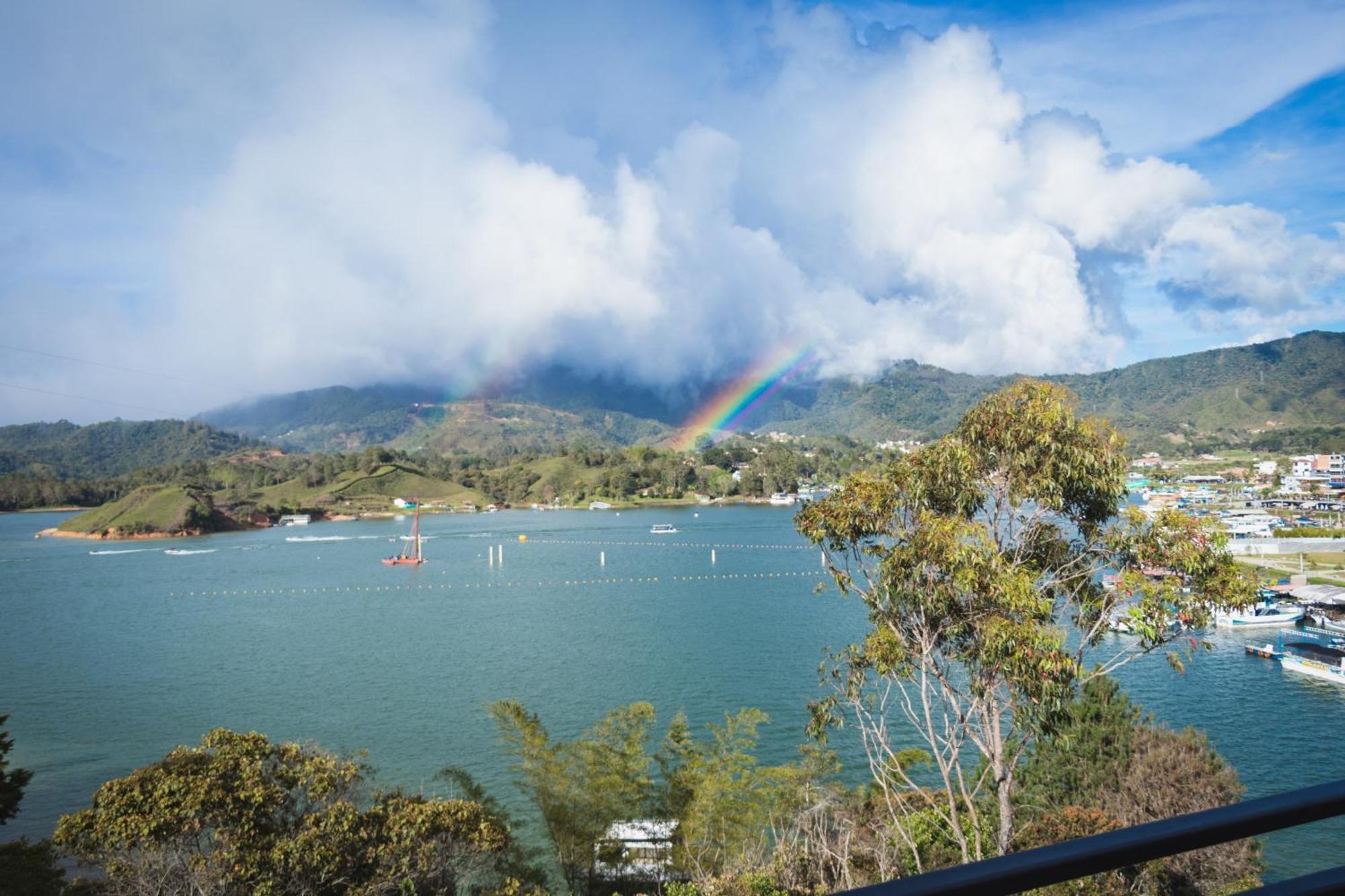 Hotel Glamping The Mountain Guatapé Exteriér fotografie